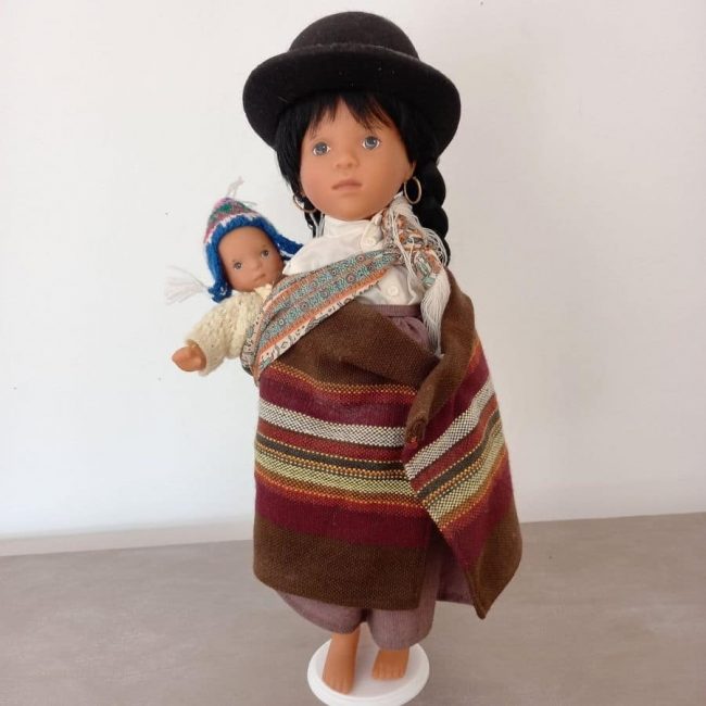 Photo de la poupée péruvienne de Sylvia Natterer pour Gôtz