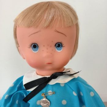 Photo du visage de la poupée Boudy garcon de Bella