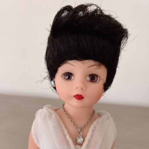 Photo du visage de la poupée Elizabeth Taylor de Madame Alexander