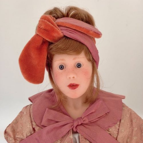 Photo du visage de la poupée Lili au chateau de Malou Ancelin pour Corolle