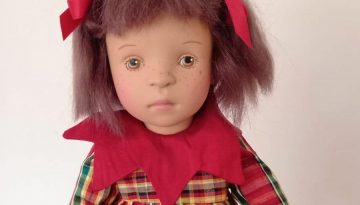 Photo du visage de la poupée Nora de Sylvia Natterer pour Zwergnase