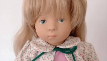 Photo du visage de la poupée Xenia de Sylvia Natterer pour Gôtz