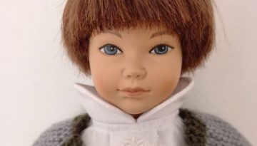 Photo du visage de la poupée tyrolienne de Heidi Ott
