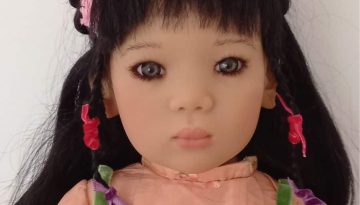 Photo du visage de la poupée Mia Yin d'Annette Himstedt
