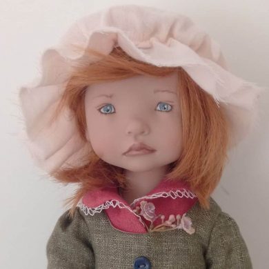 Photo du visage de la poupée Die Goldene Gans de Zwergnase