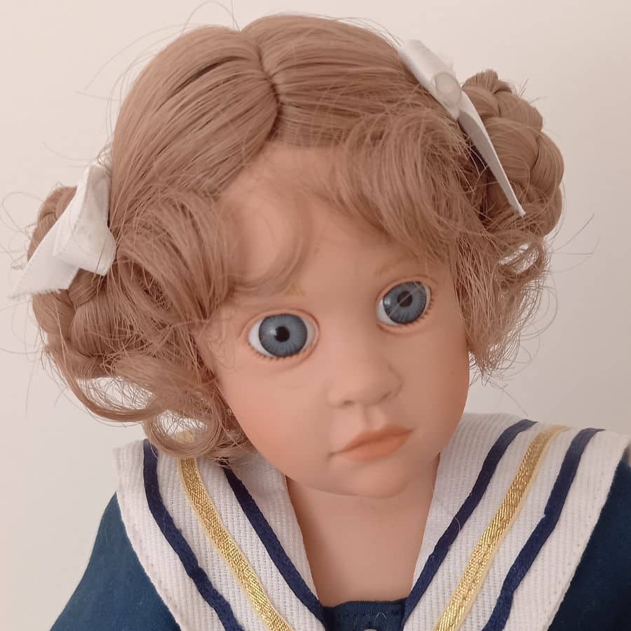 Photo du visage de la poupée Meryl de Hildegard Gunzel