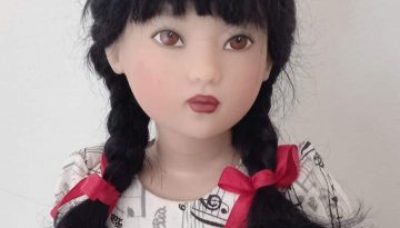 Photo du visage de la poupée Song Take Note d'Helen Kish