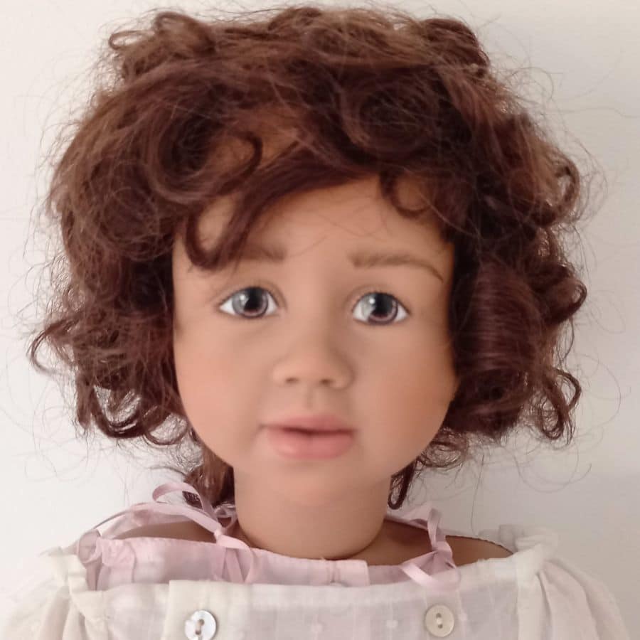 Photo du visage de la poupée Anna de Sigikid