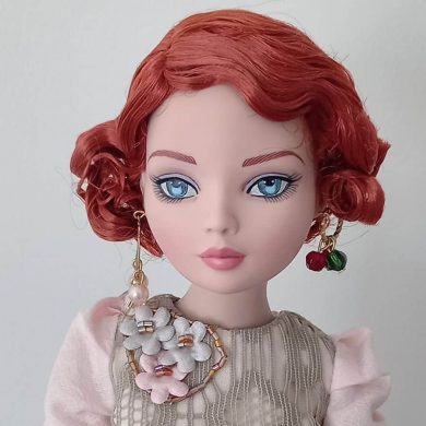 Photo du visage de la poupée Does this make me look too happy de Robert Tonner