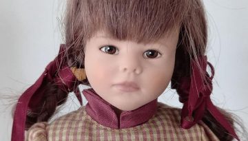 Photo du visage de la poupée Nadja de Sigikid