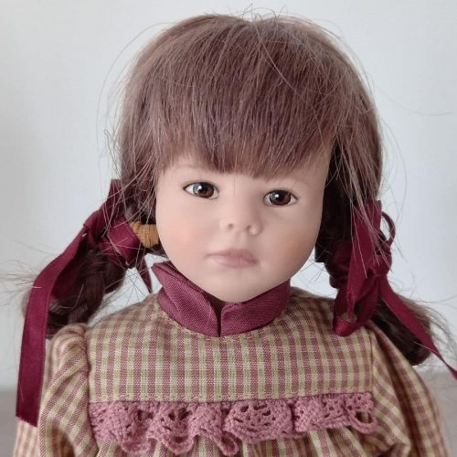 Photo du visage de la poupée Nadja de Sigikid