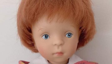 Photo du visage de la poupée Emile de Sylvia Natterer