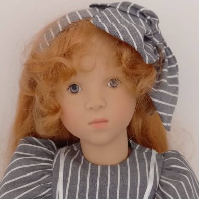 Photo du visage de la poupée Eliane de Sylvia Natterer pour Gotz