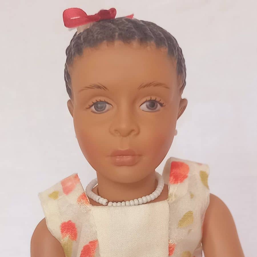 Photo du visage de la poupée Eliza de Ulrike Hutt pour Göts