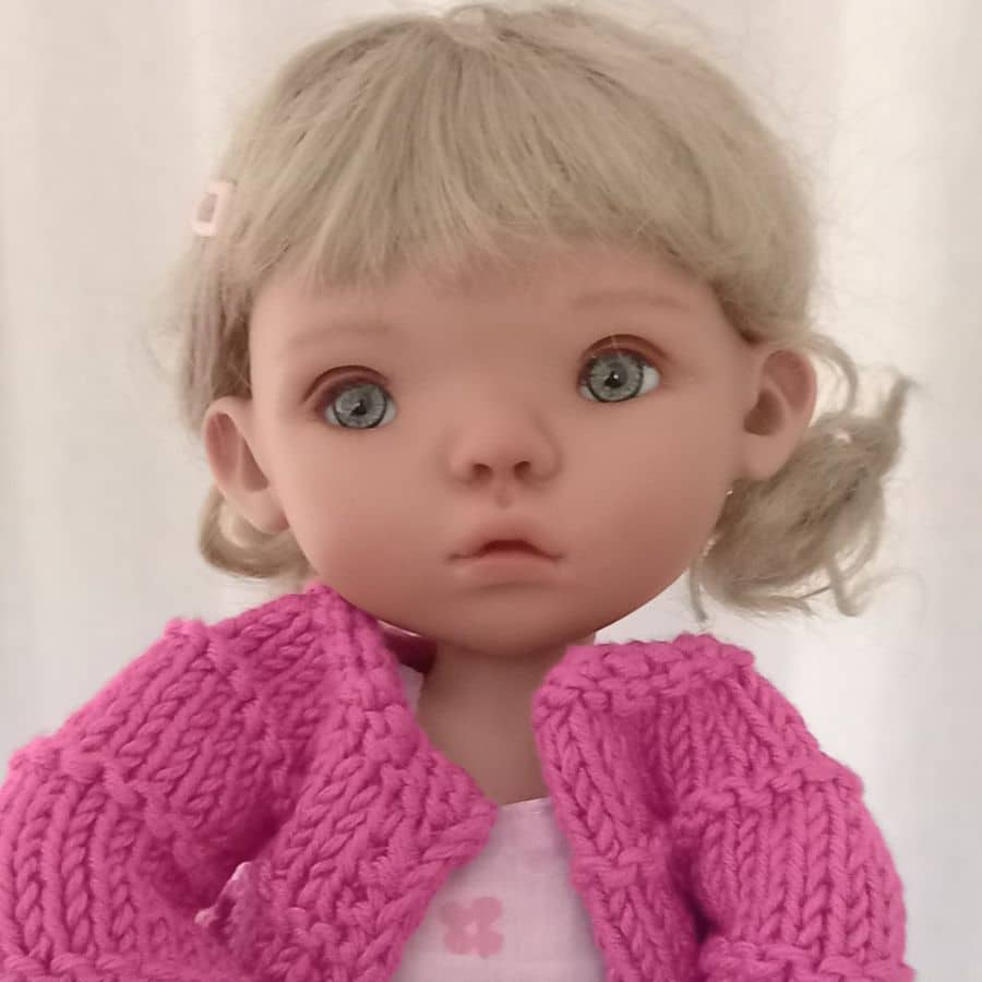 Photo du visage de la poupée Sissi de Meadow